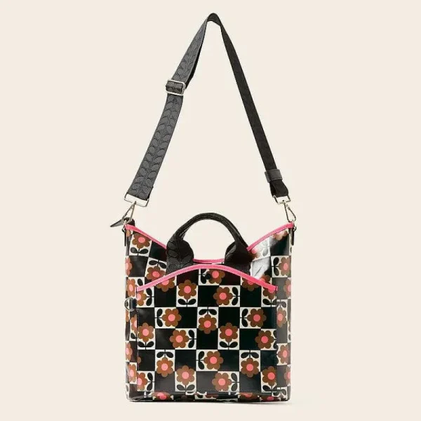 carry_grab_bucket_bag_1-2.webp Orla Kiely Gifts Under £200-Carry Grab Bucket Bag