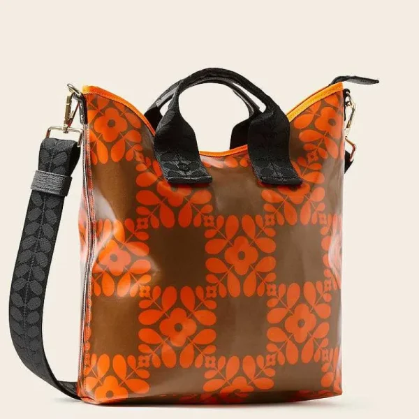carry_grab_bucket_bag_3-3.webp Orla Kiely Gifts Under £200-Carry Grab Bucket Bag