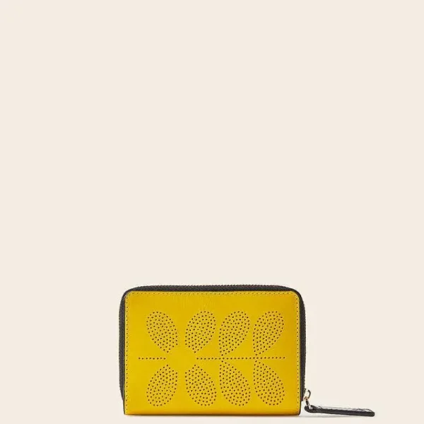 celia_medium_wallet_3-6.webp Orla Kiely Gifts Under £350-Celia Medium Wallet