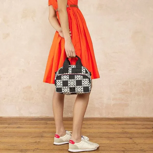 radial_handbag_1-8.webp Orla Kiely Gifts Under £200-Radial Handbag